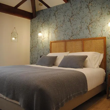 A Ecogranxa فندق