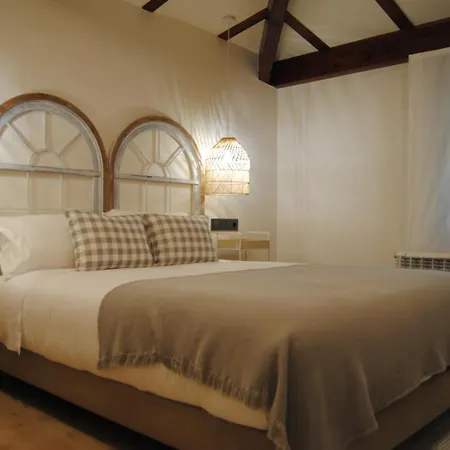 A Ecogranxa فندق بونتيفيذرا