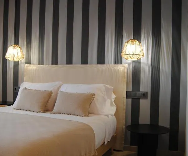 ホテル A Ecogranxa 2*